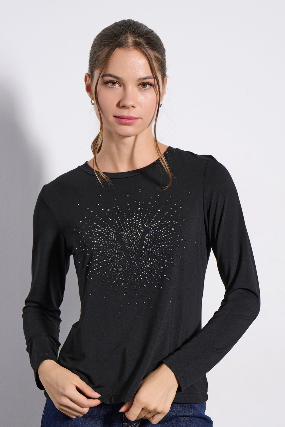 Μαύρη μπλούζα με διακοσμητικά στρας MATBL009S