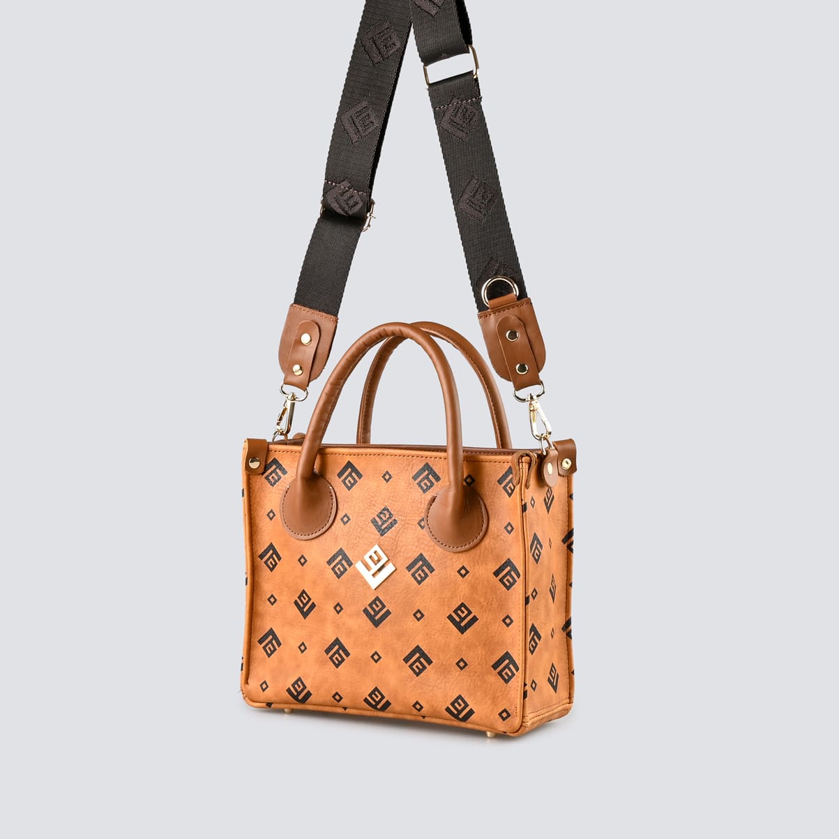 Tiffany Small Signature Bag | Tabac LOV011