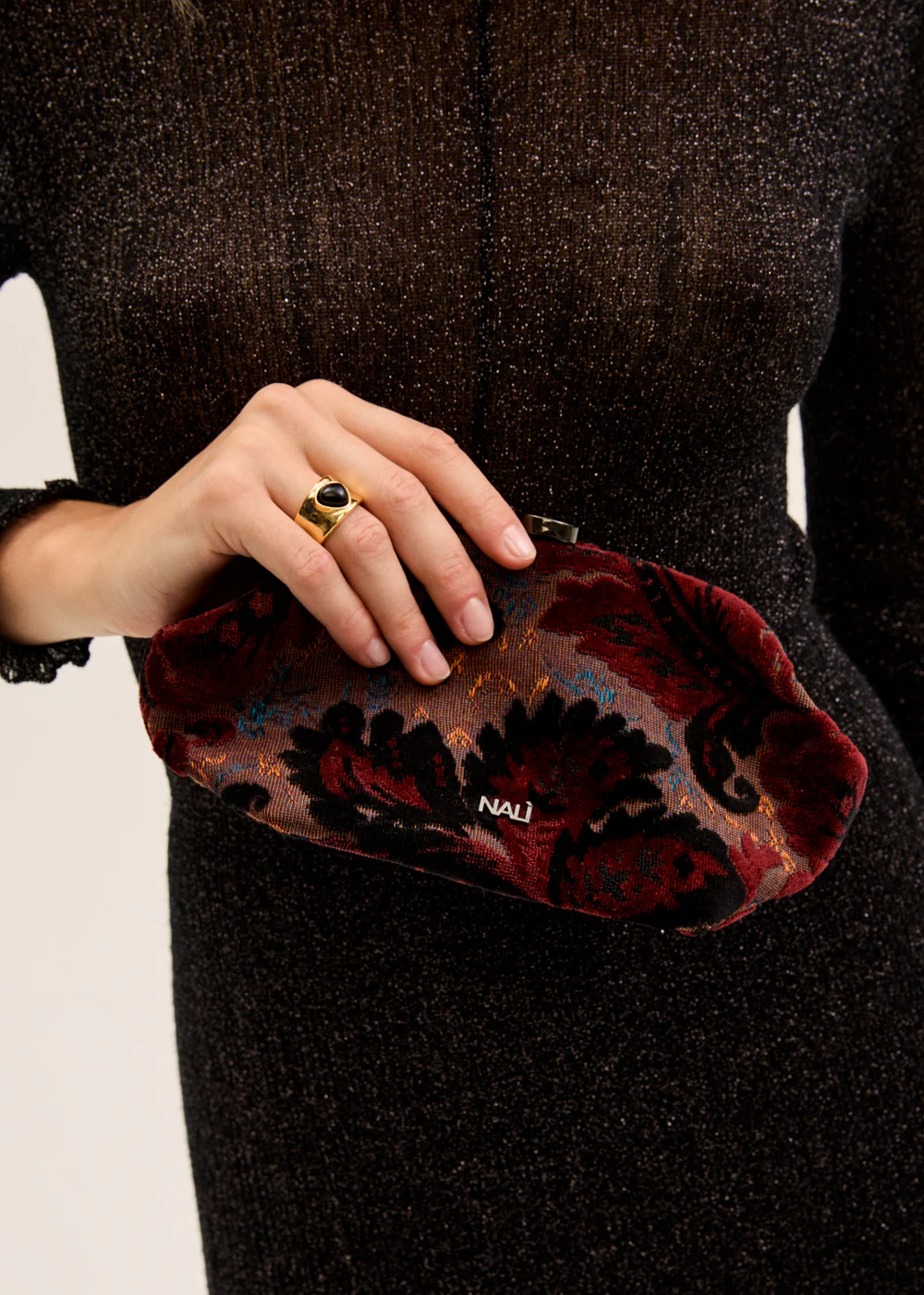 ANIKA NEW VELVET CLUTCH NB012