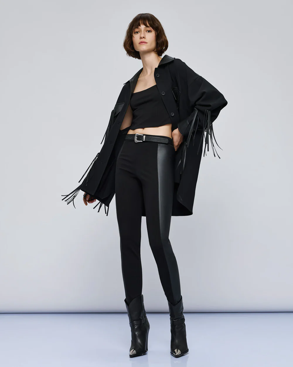 Mαύρο παντελόνι κολάν με φάσα όψη δέρματος ACCP026S