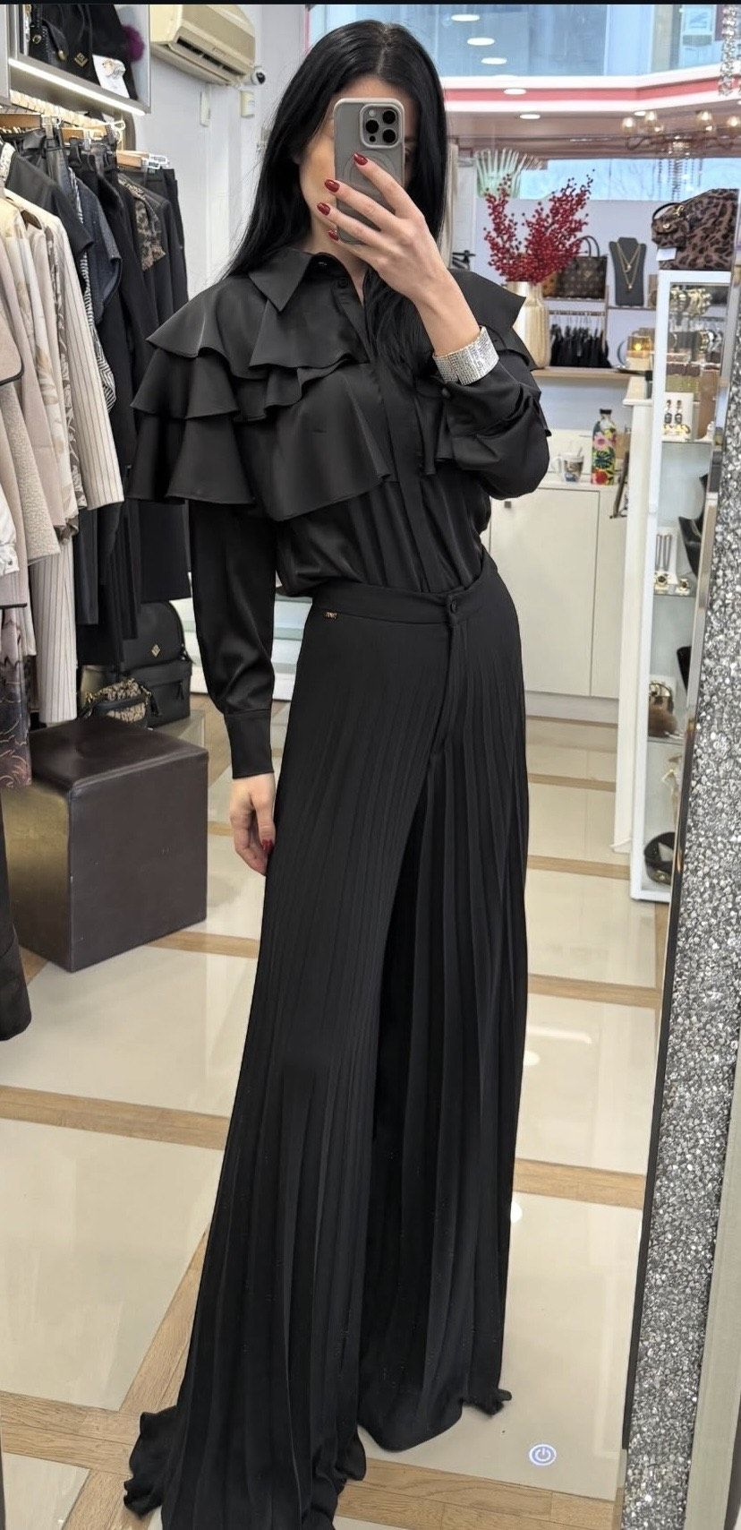 Μαύρη πλισσέ παντελόνα MATSPP001S