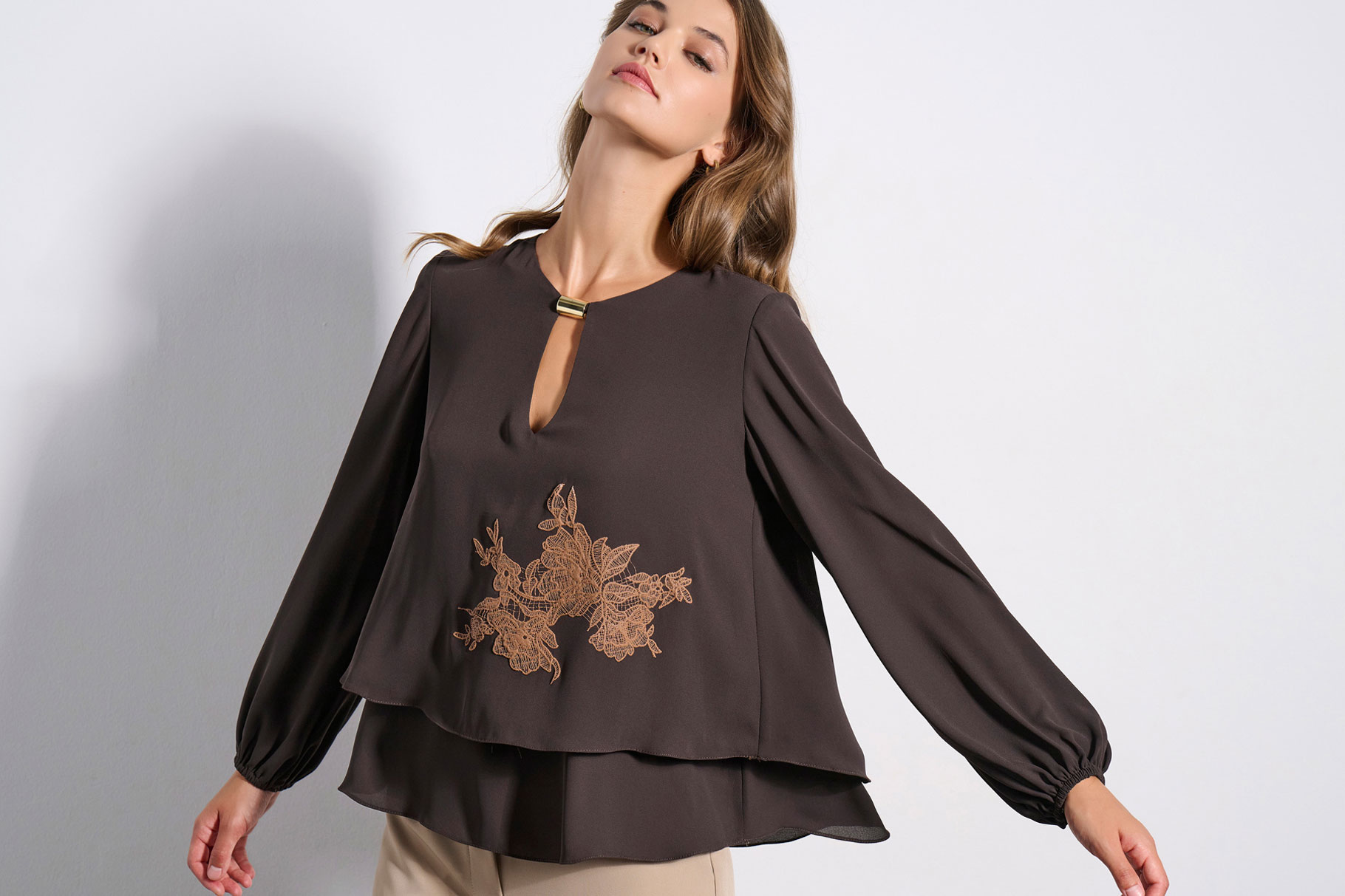 Kαφέ μπλούζα MATBL015S