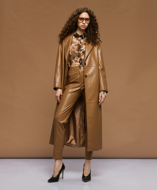 Camel Παντελόνι εφαρμοστό όψης δέρματος ACCP005XS