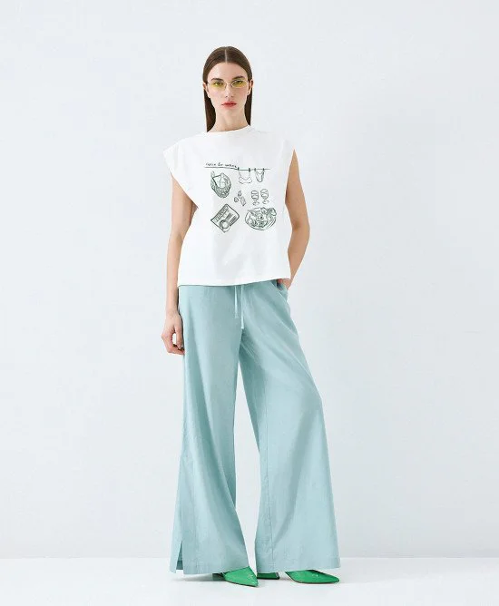 Λευκή μπλούζα αμάνικη με πράσινο τύπωμα ACCTS008S/M